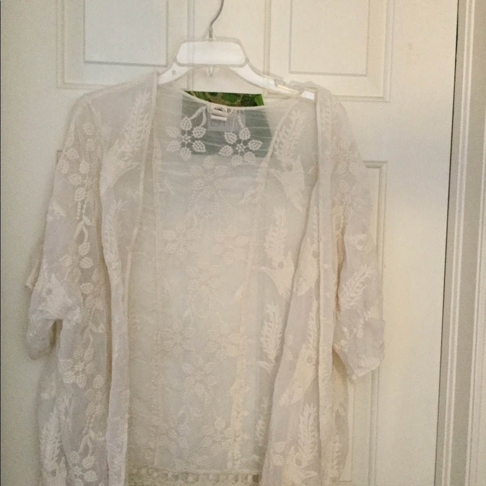 Swimsuit or light shawl